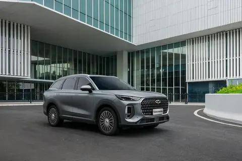 空間大配置全,瑞虎8L十萬出頭搞定夏日出行所有難題