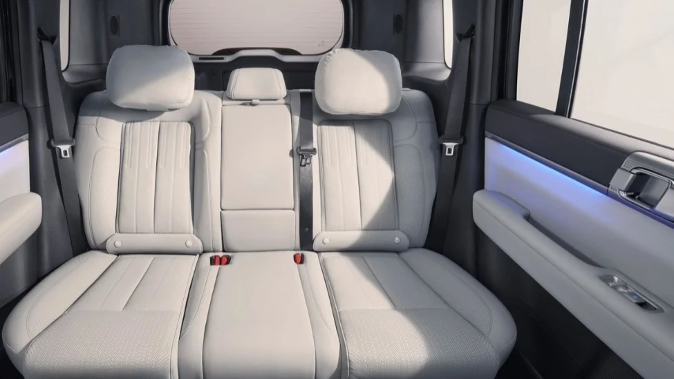 自研音響、可外接平板電腦,比亞迪方程豹鈦7更多內飾官圖公布 自研音響、可外接平板電腦,比亞迪方程豹鈦7更多內飾官圖公布