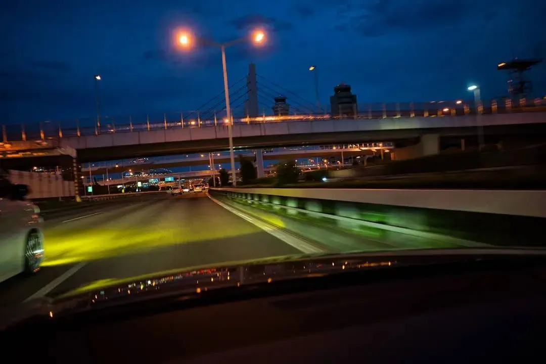 森山大道使用 GR4 拍攝