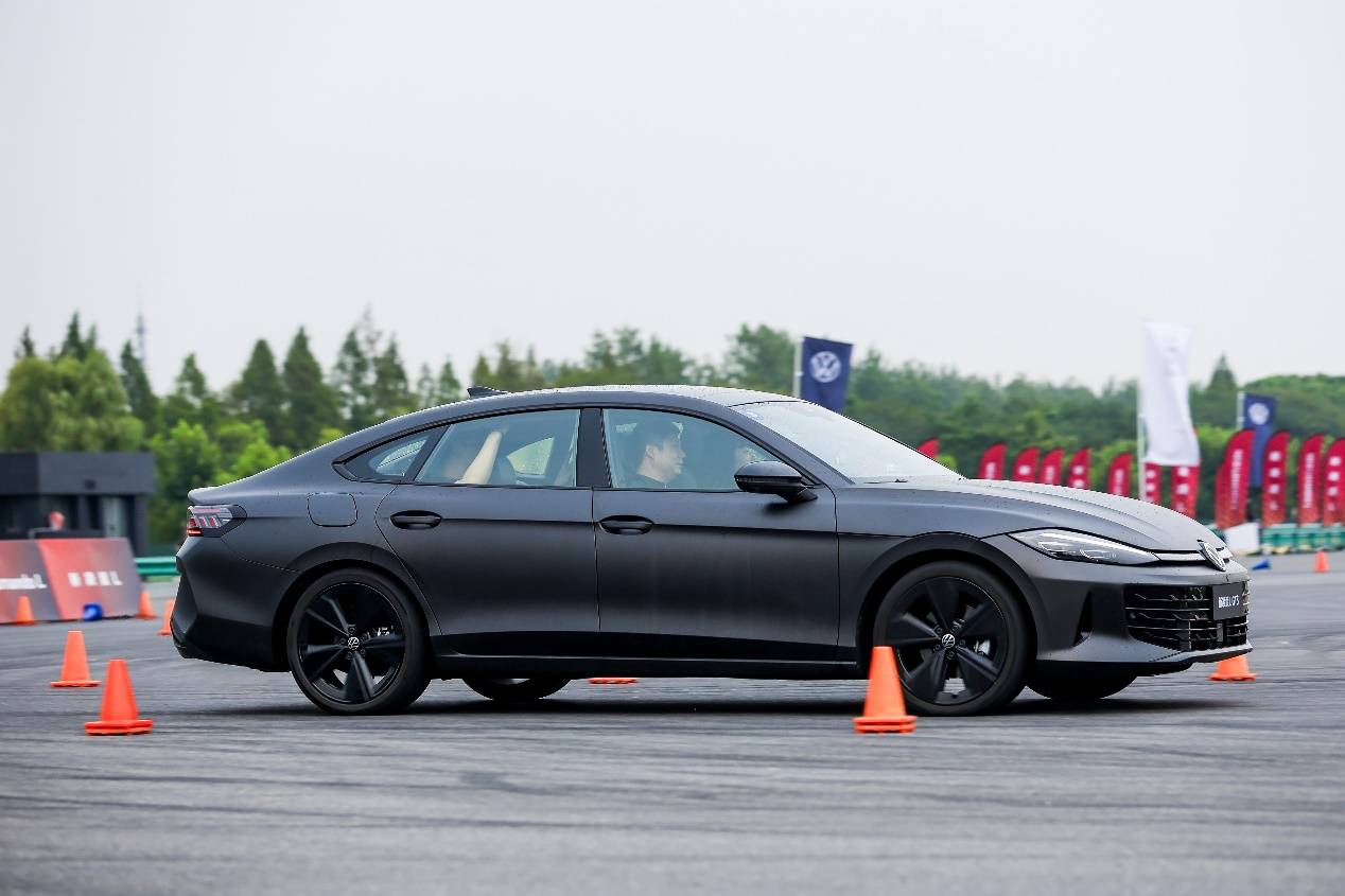 13萬即可多拿下GTS 全新凌渡L怎么選?