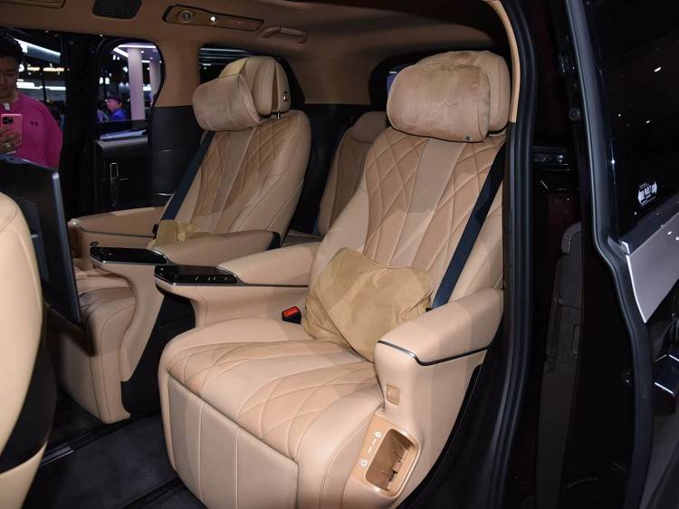 2025年9月份3款最熱銷綠牌MPV最近都換新了!