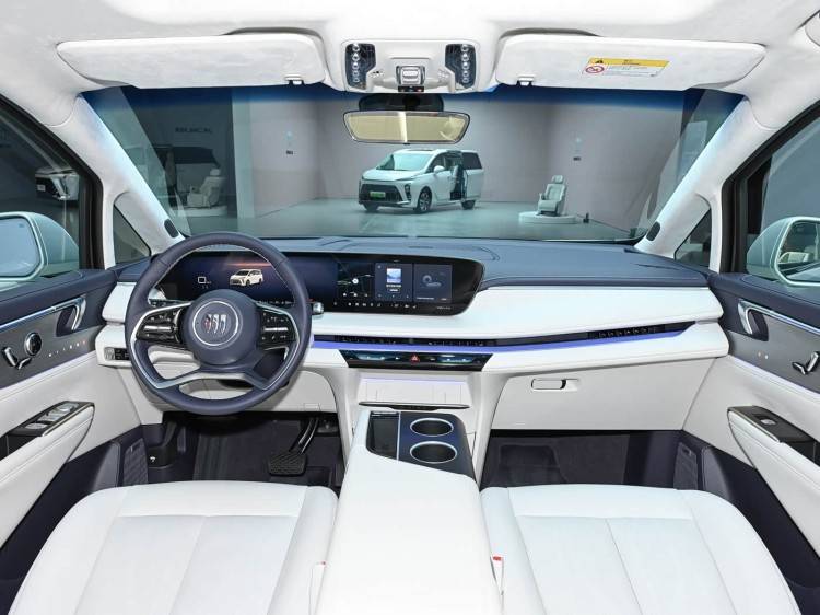 2025年9月份3款最熱銷綠牌MPV最近都換新了!