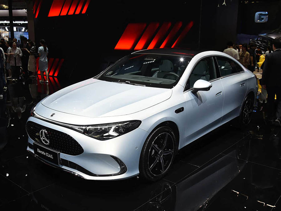 全新奔馳CLA純電版正式下線 800V高壓架構打造/秋季上市