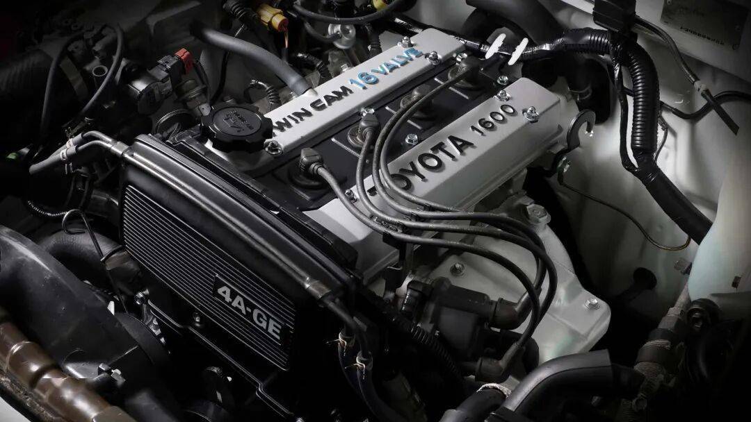 法拉利849 Testarossa發(fā)布、 本田CB500F即將發(fā)布、豐田即將復(fù)產(chǎn)4A-GE