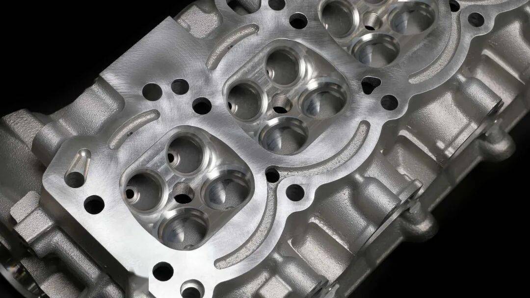 法拉利849 Testarossa發(fā)布、 本田CB500F即將發(fā)布、豐田即將復(fù)產(chǎn)4A-GE