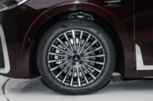 2026款嵐圖夢想家上市,新能源高端MPV進入技術大爆發時代