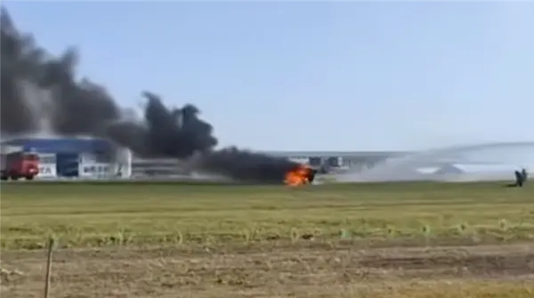 長(zhǎng)春航展兩臺(tái)飛行器相撞墜機(jī) 小鵬匯天回應(yīng)：間距不足引發(fā)接觸