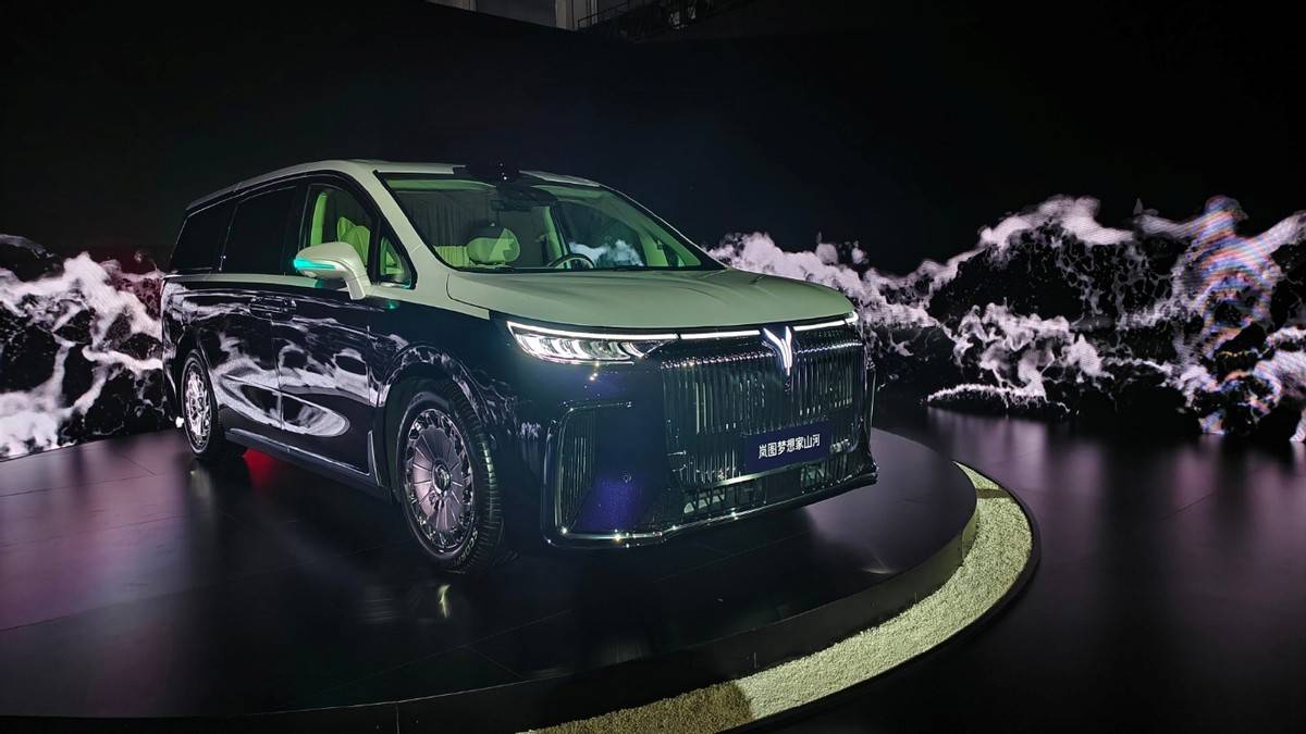 都帶滿血華為,3款新MPV來了,埃爾法的好日子結束了?