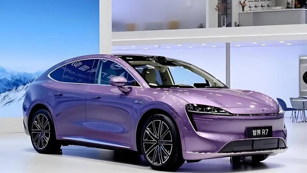 都帶滿血華為,3款新MPV來了,埃爾法的好日子結束了?