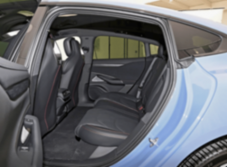 16.38萬(wàn)起、標(biāo)配四驅(qū)!領(lǐng)克10 EM-P能成小米SU7平替嗎?