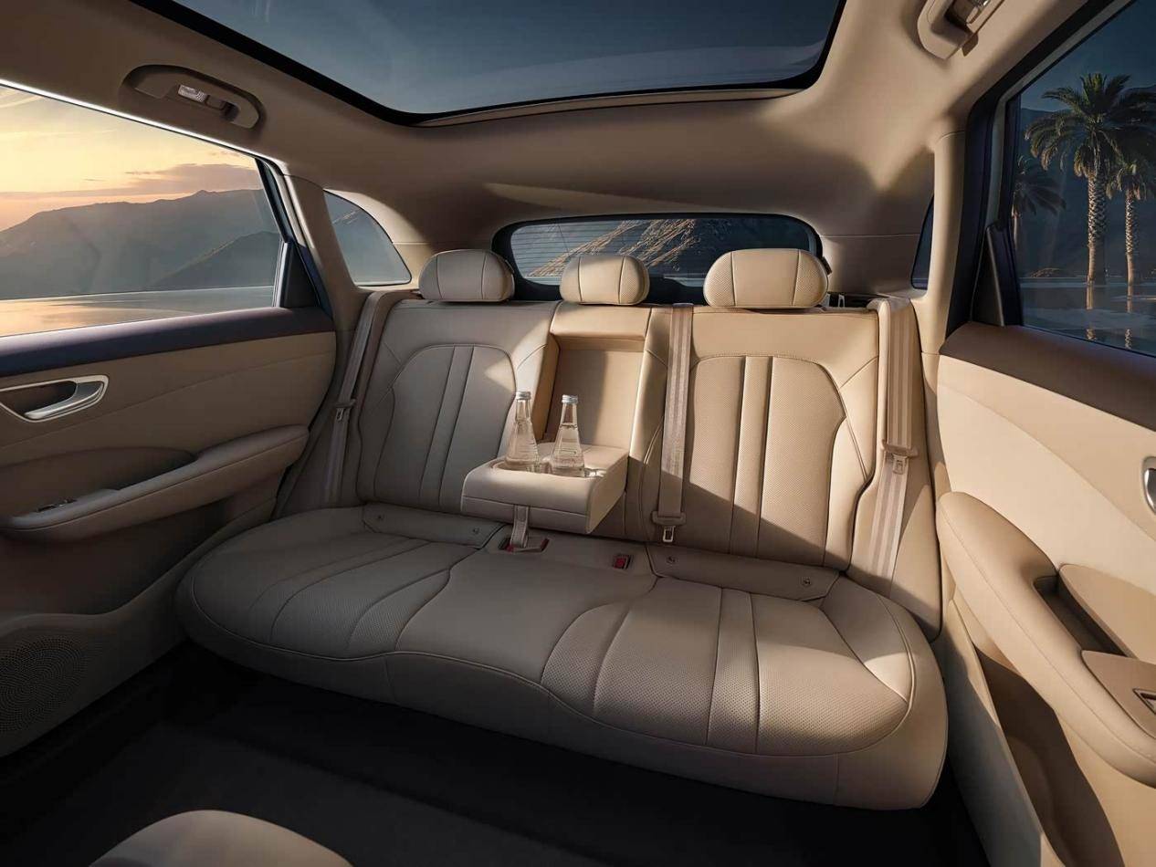 15.98萬(wàn)元起售,搭載華為ADS4,尚界H5哪個(gè)版本值得選?