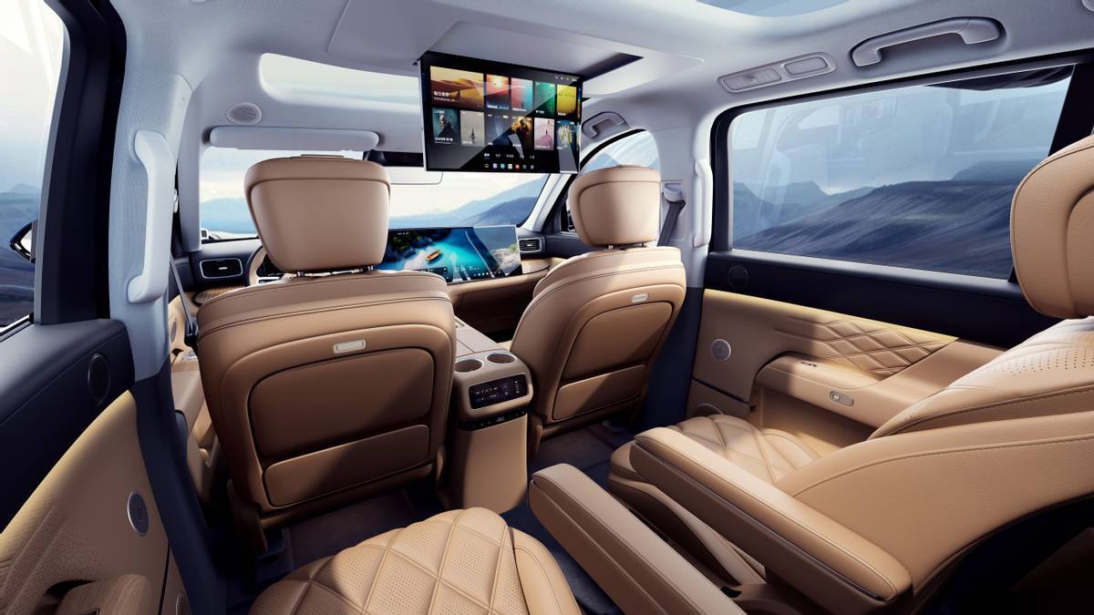 風(fēng)云T11 10月13日預(yù)售!6座大型SUV,二排配大屏,綜合續(xù)航1400km