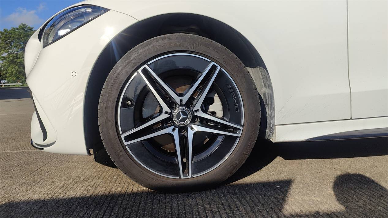 獨立試駕奔馳C級:閃耀的三叉星,還依然璀璨么?