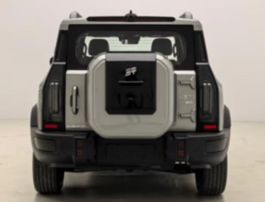 捷途縱橫G700舒適與實(shí)用兼顧,黑科技多,新款坦克400更實(shí)用