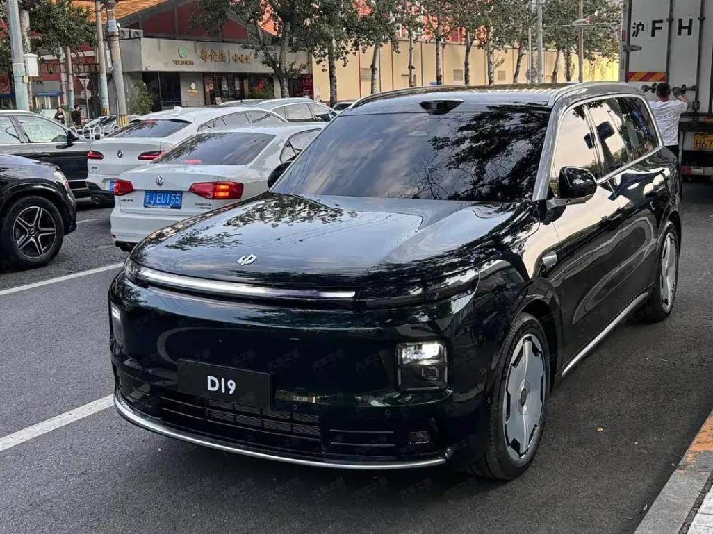 國內造車新勢力9月銷量出爐!零跑超6.6萬輛居首,小米、小鵬均超4萬輛,鴻蒙智行表現強勢……