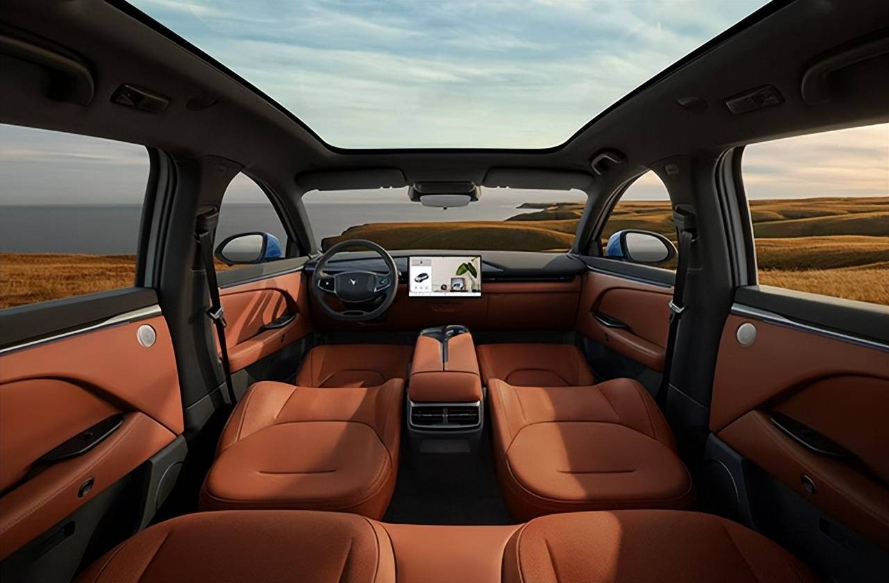 技術(shù)平權(quán)下的“價(jià)值革命”:極狐阿爾法T5 12.38萬(wàn)起預(yù)售