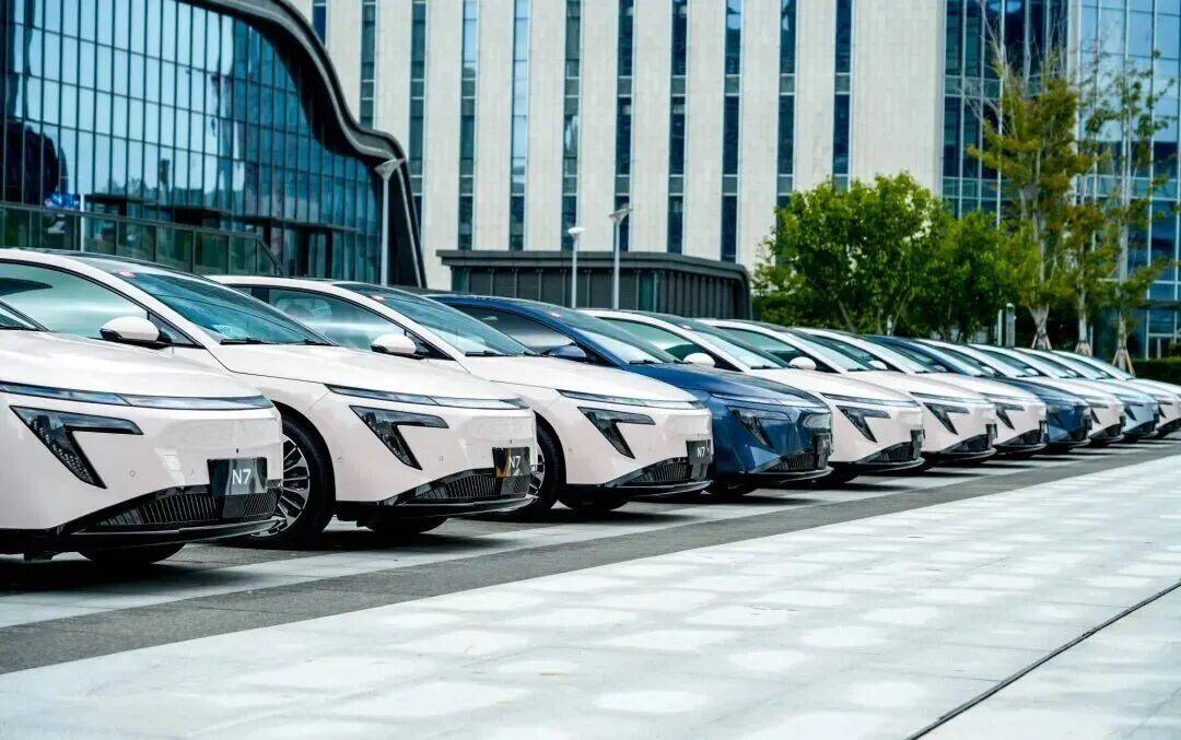 東風日產N7 VS廣汽豐田鉑智3X:誰才是合資純電第一車?