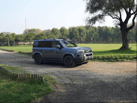 深藍G318對比方程豹鈦7 誰是可城可野的全能之選?