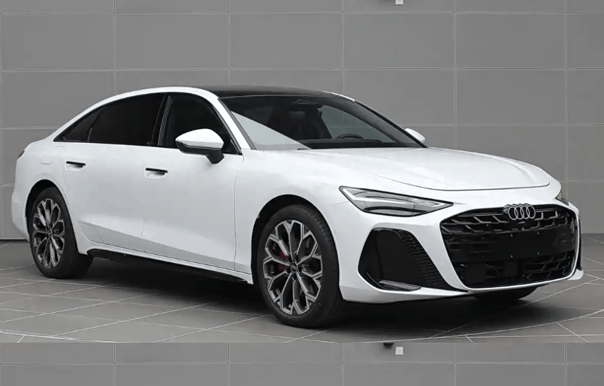 全新國產奧迪A6L無偽實車亮相!網友:尺寸確實很優秀