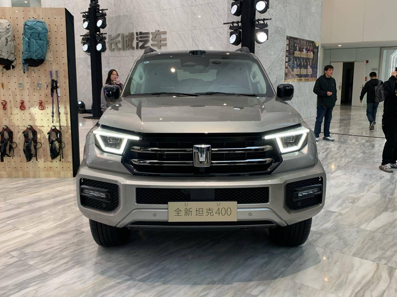 全新坦克400預(yù)售價(jià)30.98萬(wàn)元起,Hi4-Z/智駕/冰箱/彩電都齊了