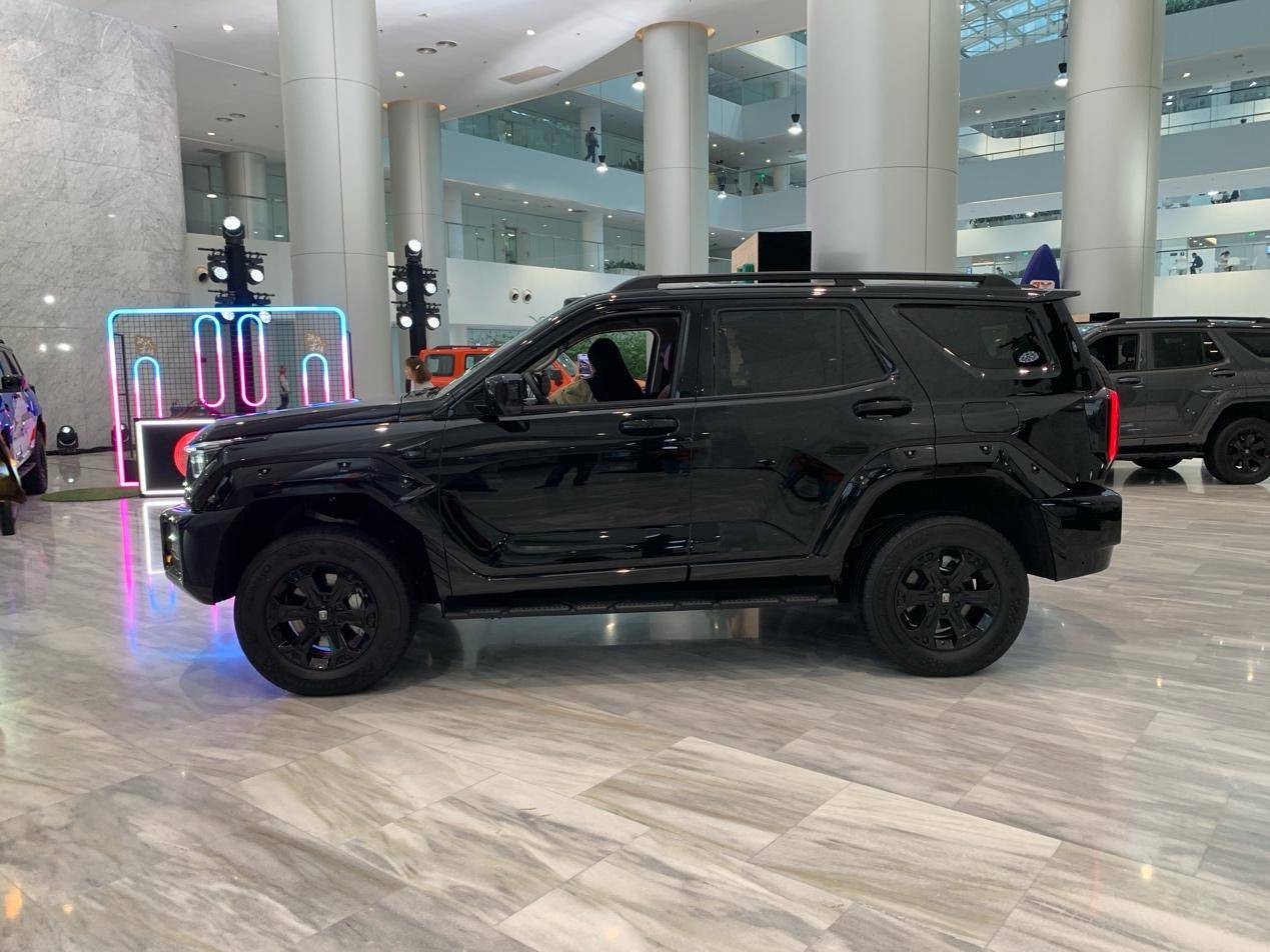 全新坦克400預(yù)售價(jià)30.98萬(wàn)元起,Hi4-Z/智駕/冰箱/彩電都齊了