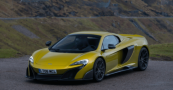 LT系列問世十周年,“長尾”就是邁凱倫的絕對圖騰