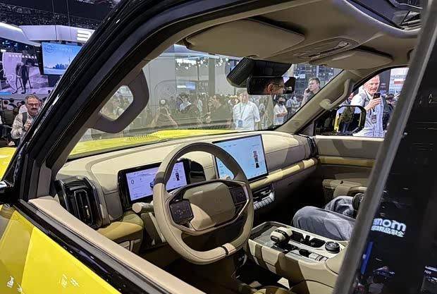 日產N6首發亮相:首搭華為鴻蒙座艙,插混版價格驚喜?