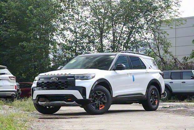 福特探險(xiǎn)者昆侖穿越版5座11月上市 空間全面升級(jí)