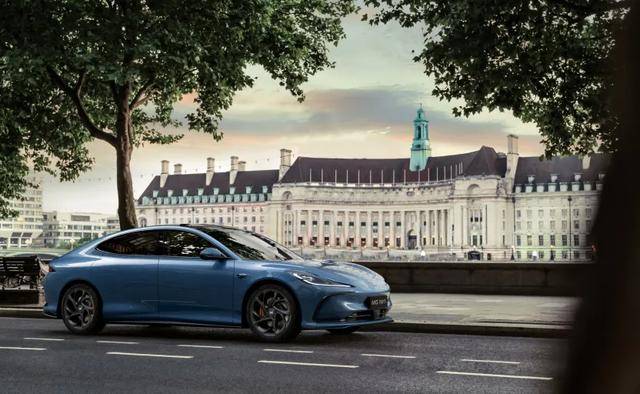 爆款產(chǎn)品不斷:上汽集團,長期主義不是“慢”