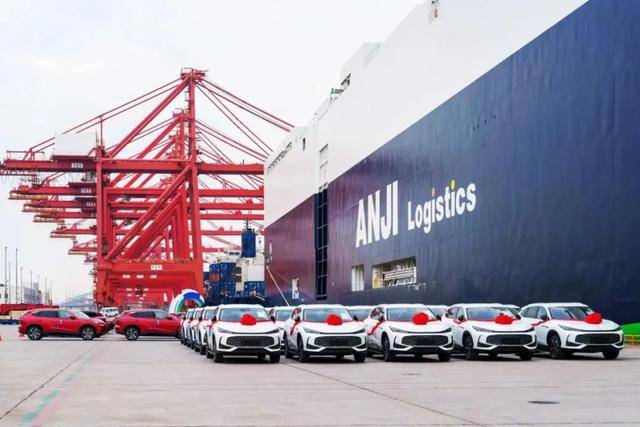 爆款產(chǎn)品不斷:上汽集團,長期主義不是“慢”