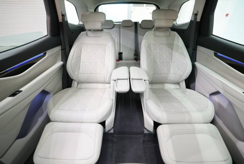 錨定大家庭出行需求,2026款銳界L樹合資大七座SUV價值標桿