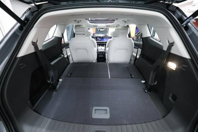 錨定大家庭出行需求,2026款銳界L樹合資大七座SUV價值標桿