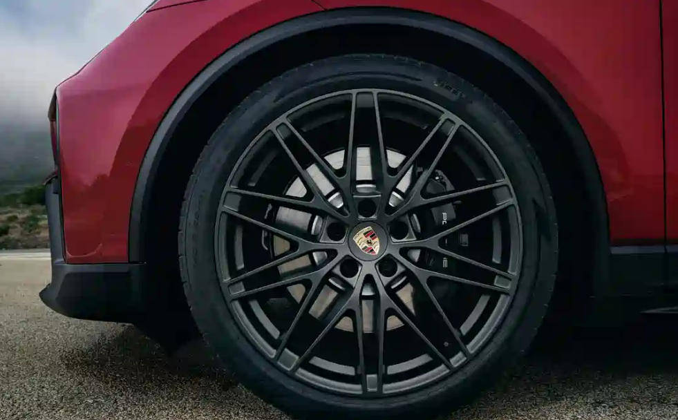 配備全新運動套件 保時捷純電Macan GTS官圖發布