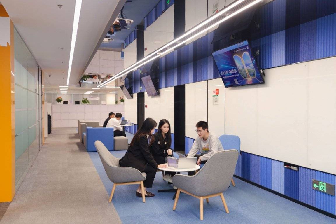 寶馬(南京)信息技術有限公司開業,按下數字化轉型“加速鍵”