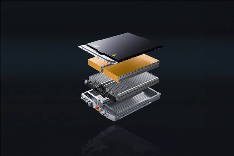 清華最新汽車安全教具,領克08的白車身默默為行業發展作貢獻