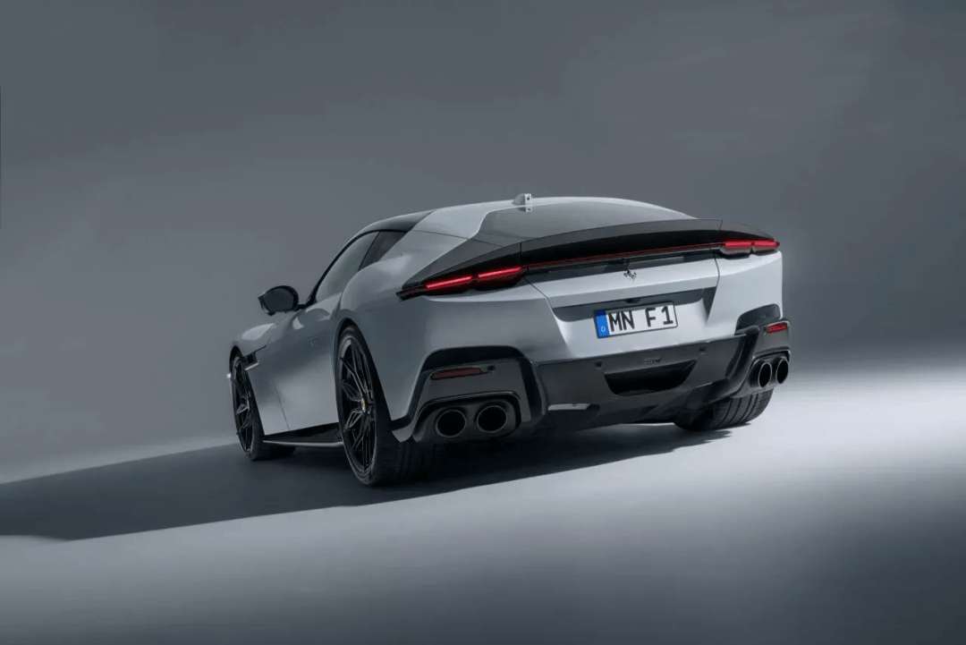 Novitec操刀法拉利12Cilindri,輕量化升級(jí)+空氣動(dòng)力學(xué)優(yōu)化,V12超跑犀利進(jìn)化