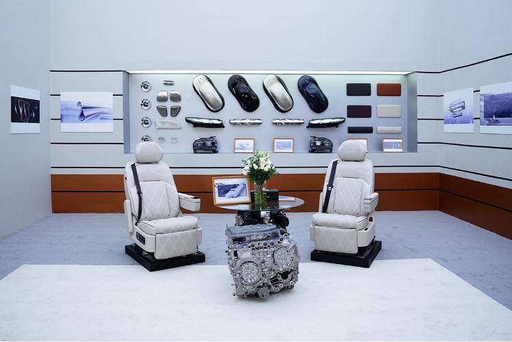 沉浸式體驗(yàn)嵐圖泰山座艙:AI讀懂你的身體,鴻蒙聽(tīng)懂你的心聲