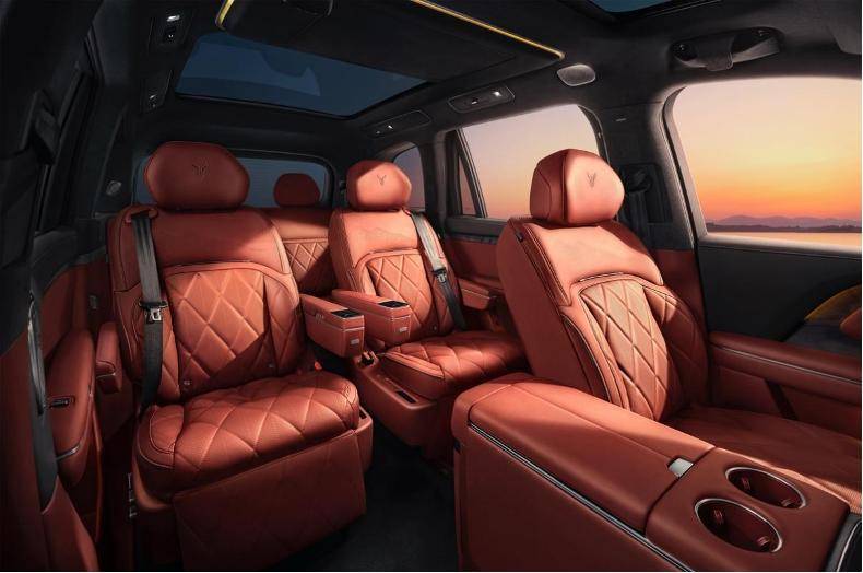 沉浸式體驗(yàn)嵐圖泰山座艙:AI讀懂你的身體,鴻蒙聽(tīng)懂你的心聲