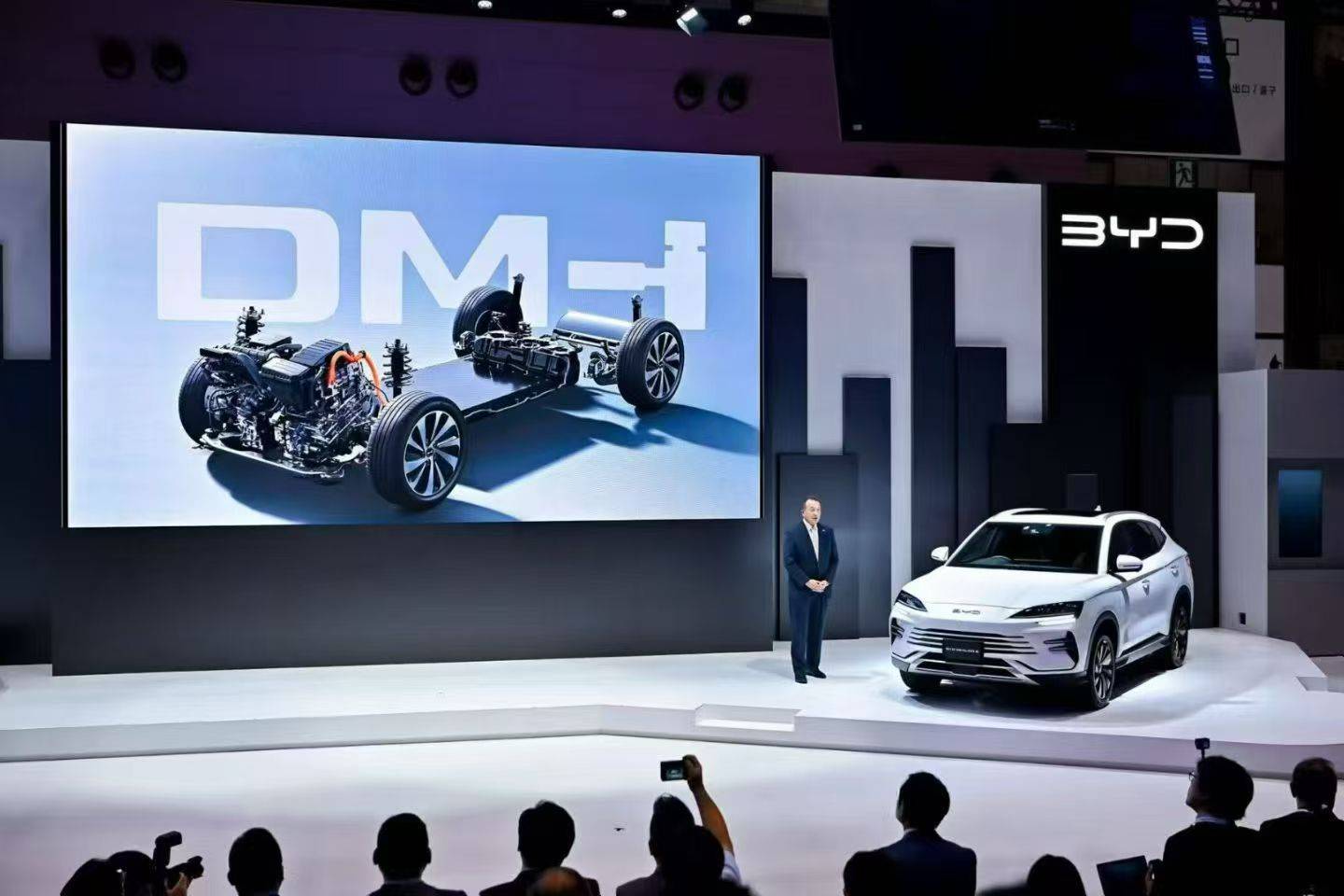 比亞迪東京車展正式發布首臺K-car,中國車企崛起的信號!