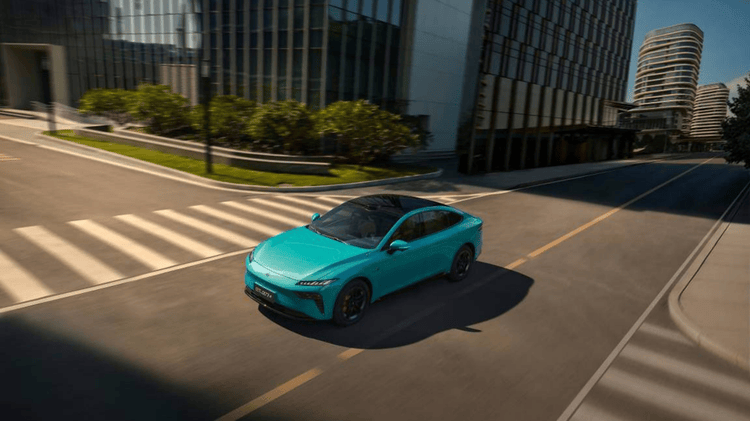 東風奕派eπ007+開啟預售,14.99萬起全系標配激光雷達