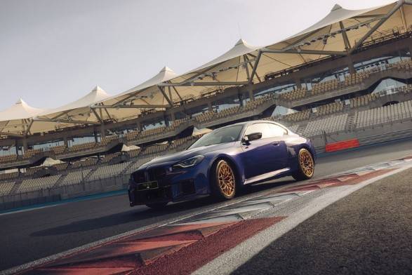 一臺能帶你和賽道去旅行的車,是什么模樣?