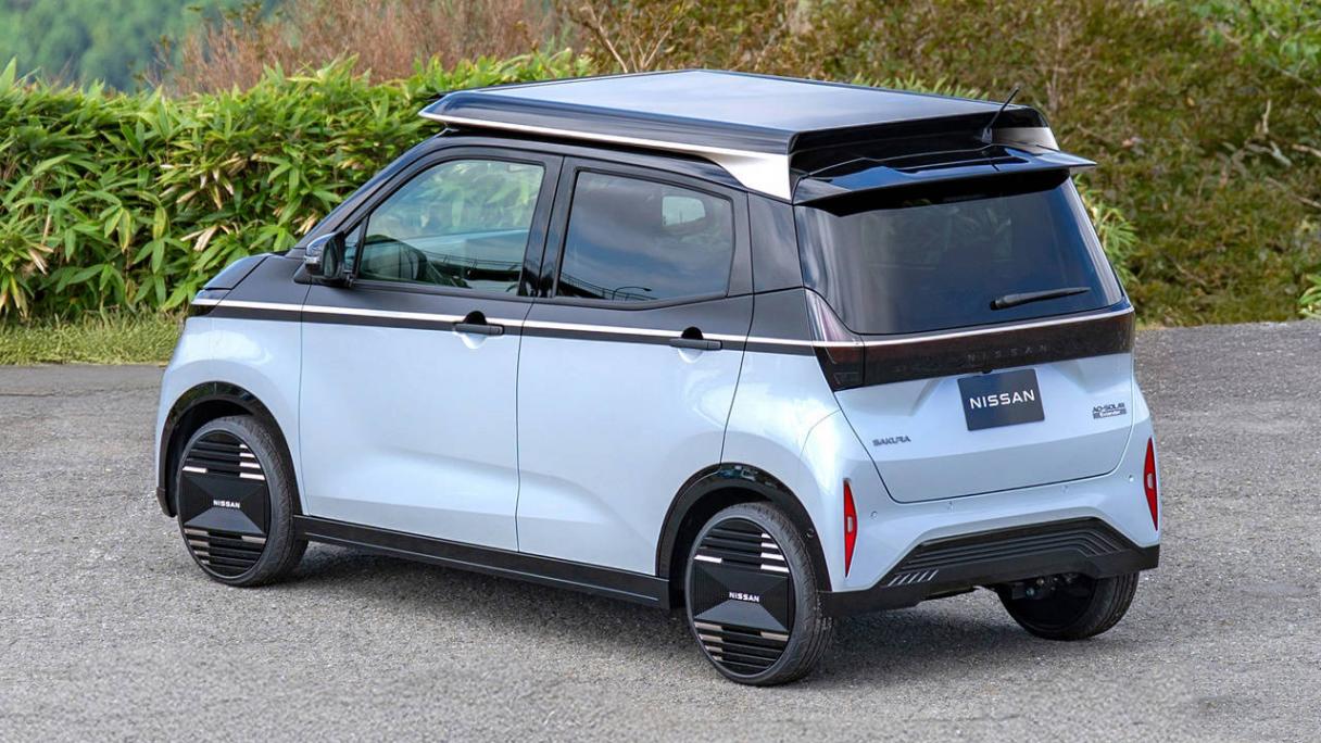 電動車變移動發(fā)電站?日產(chǎn)推出創(chuàng)新太陽能電池板!