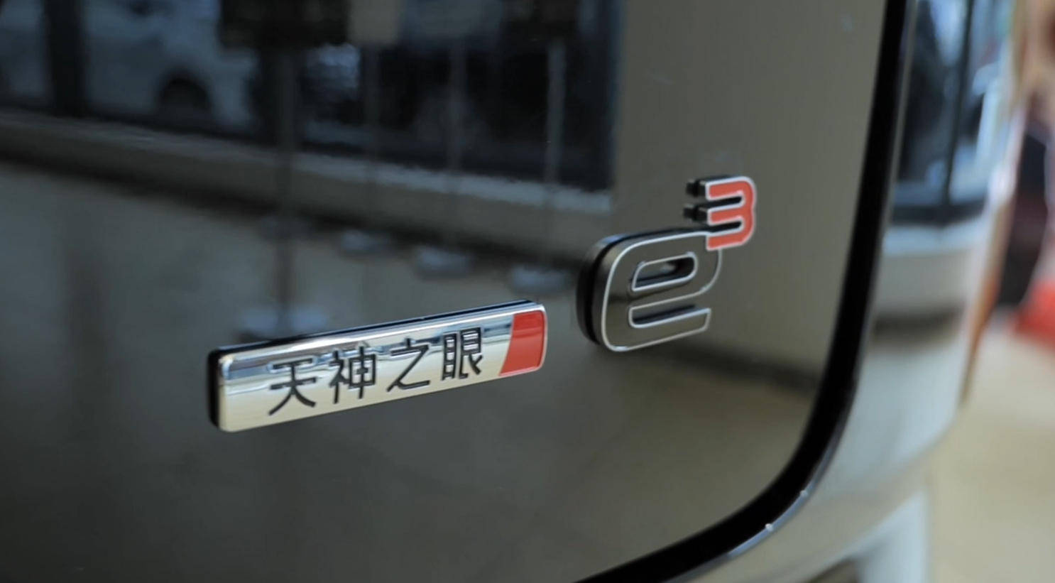 產品力媲美“9系”SUV!騰勢N8L全方位體驗,我最喜歡它哪一點?