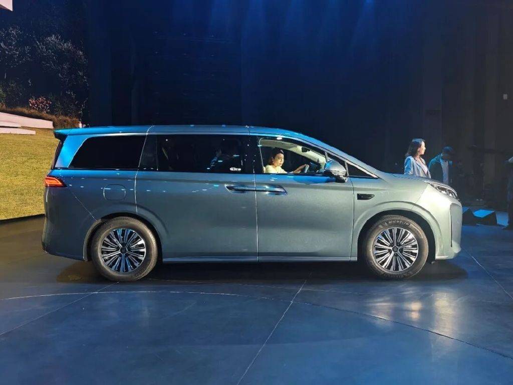 家用MPV最優(yōu)解:比亞迪2026款夏,重塑家庭出行