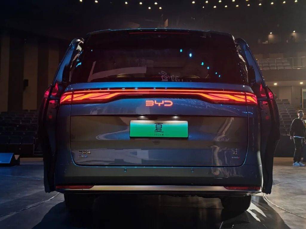 家用MPV最優(yōu)解:比亞迪2026款夏,重塑家庭出行