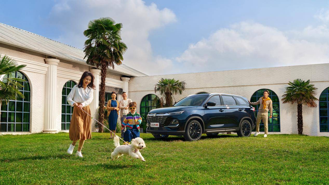 在新能源的“主場”,長安CS75PRO回應了市場的另一面