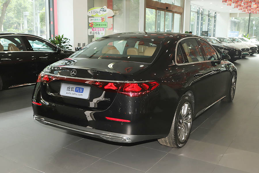 新增經典版車型 2026款奔馳E級售價42.99萬起