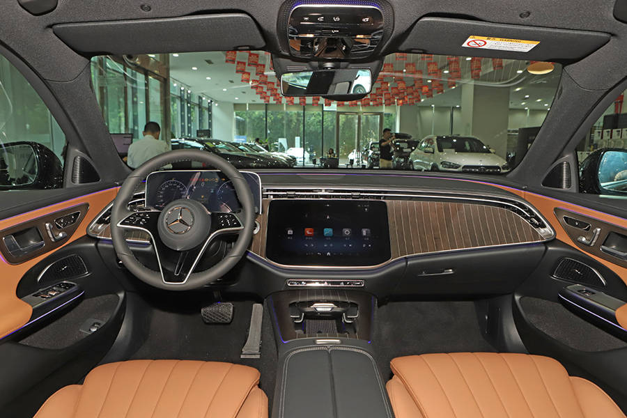 新增經典版車型 2026款奔馳E級售價42.99萬起