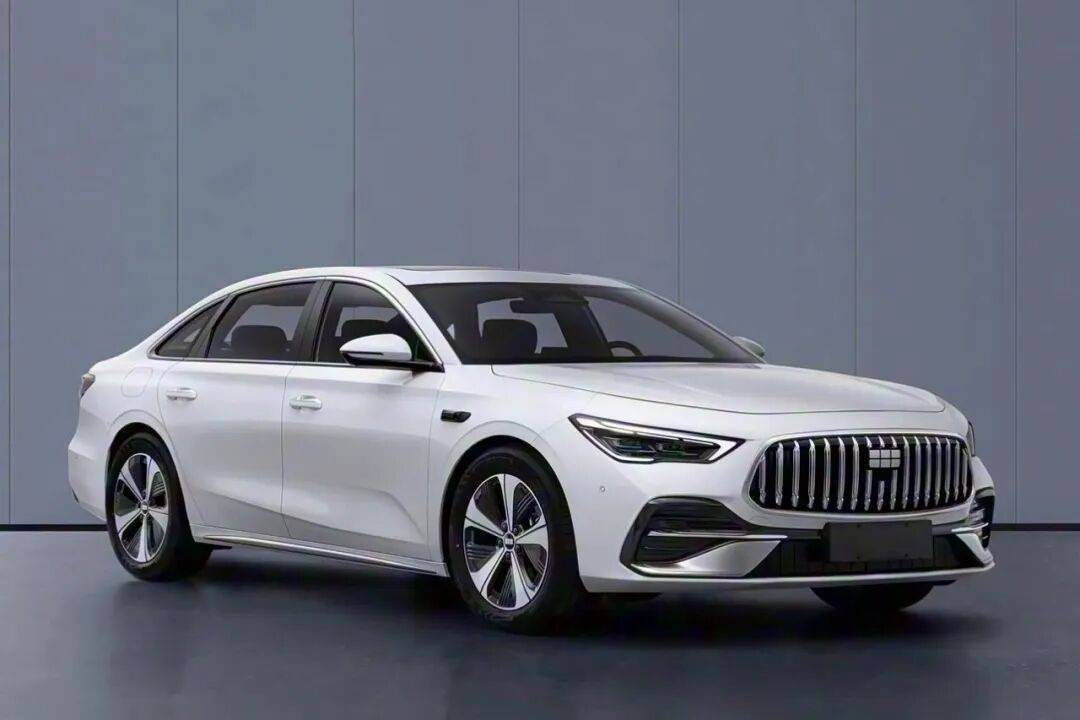 又一10萬級全新國產大家轎來襲,軸距超2米8,爆款預定?