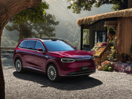 10月汽車銷量:小米YU7狂賣3.3萬輛 特斯拉Model 3遇冷暴跌!